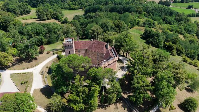 Ch�teau de Morlanne, Castle in France