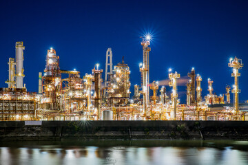 重県　四日市　工場夜景　大正橋付近