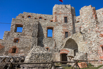  Ruins of an ancient castle. Tenczyn Castle in Rudno, Poland.
