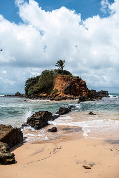 Parrot Rock on a sunny day at Mirissa Beach