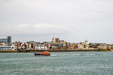 Naklejka premium Portsmouth Harbour over Spinnaker Tower, Portsmouth, Gosport, England