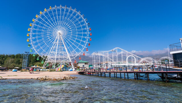 Ferris Wheel at Issyk-Kul Lake, Cholpon-Ata, Kyrgyzstan