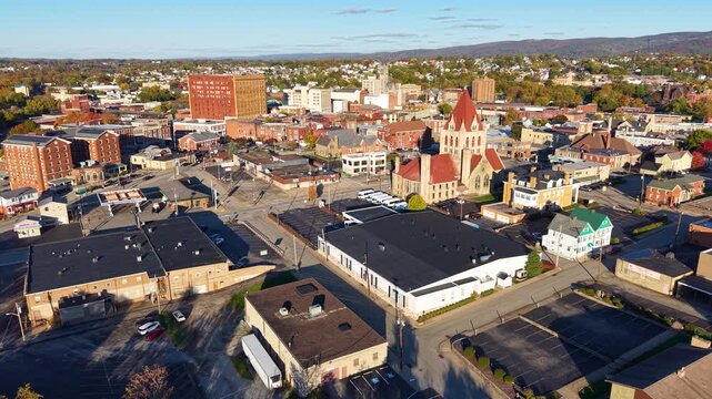 PENNSYLVANIA - 11.10.2025 - Good aerial view of traffic in downtown Uniontown, Pennsylvania.