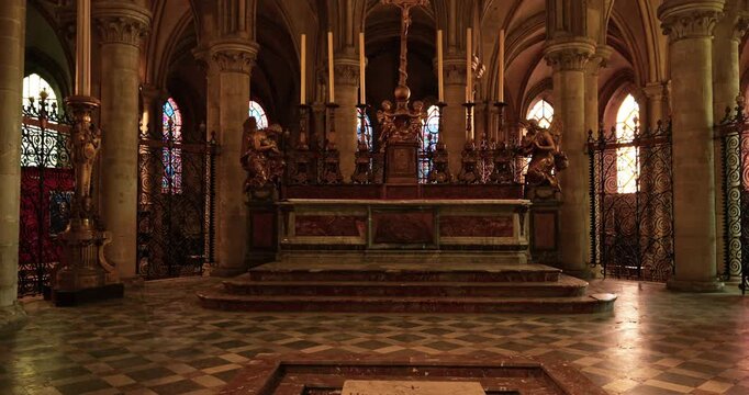 Tomb of William the Conqueror in the church of Saint-&Eacute;tienne, Abbaye aux Hommes, Caen, Normandy, France