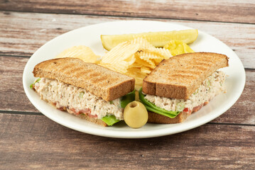 Tuna salad sandwich