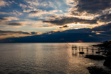 Obraz premium Beautiful fishing cottages on the ocean coast in France.