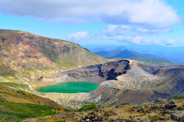 蔵王の御釜　宮城県
