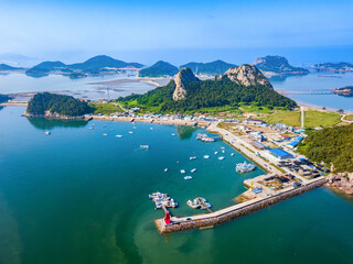 Fototapeta premium 전북 군산시 고군산군도 선유도 어촌 마을 