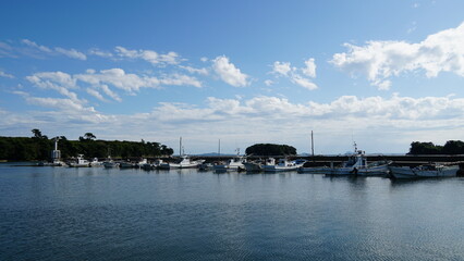 Obraz premium Tranquil Coastal Views of Saku Island, Aichi, Japan