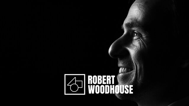 Clean Lower Thirds with Logo Animation