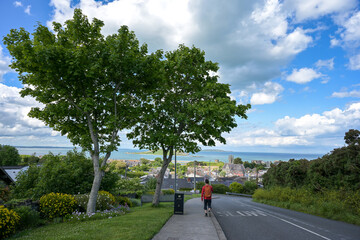 Stra&szlig;e in Howth / Irland