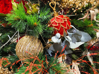 Adornos elegantes de Navidad