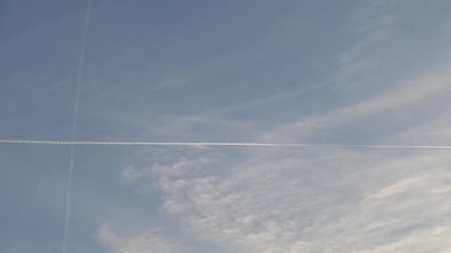 Vapor Trail of Flying Jet