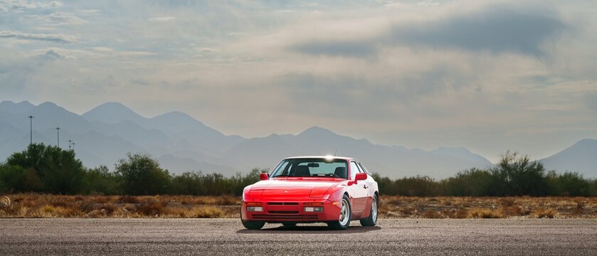 Scottsdale, AZ, USA
January 15, 2025
1986 Porsche 944 Turbo