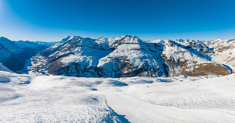 Obraz premium Bonneval-sur-Arc Ski Resort France Winter Aerial