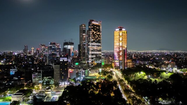 Timelapse Mexico City skyline at night
