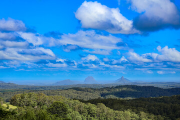 Fototapeta premium Glass House Mountains Trio