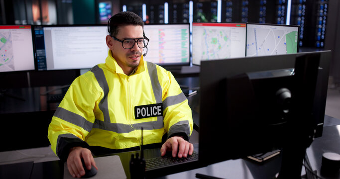 911 Operator: Monitoring Emergency Calls In Dispatch Center