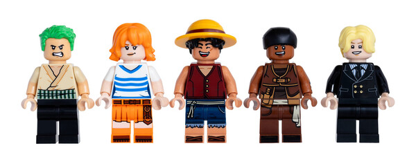 Naklejka premium Dortmund - Deutschland 14. Januar 2026 Lego Minifiguren Strohhutbande - Studio Aufnahme