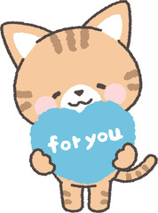 「for you」と書かれたハートを持つ茶トラネコ　