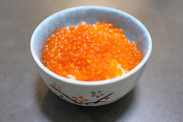 新鮮イクラ丼
