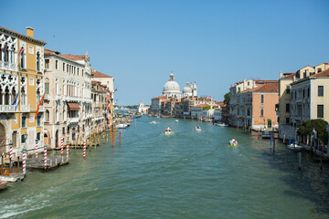 Fototapeta premium Venice, Italy, view of the city canal. Beautiful view of the old bridge in the evening.beautiful view of the Old Town