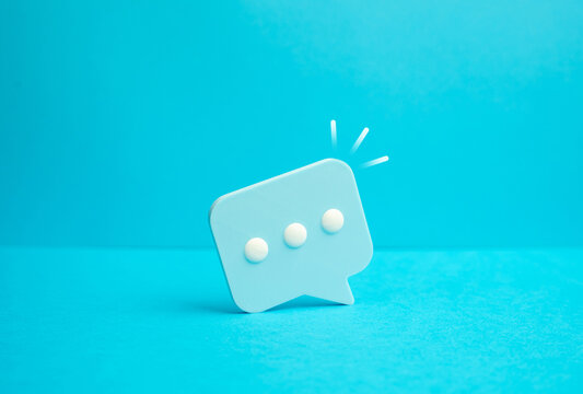 Comment bubble. Forum discussions. Feedback and reviews. Online communication concept, public opinion and engagement. User generated content, dialogue culture and influence