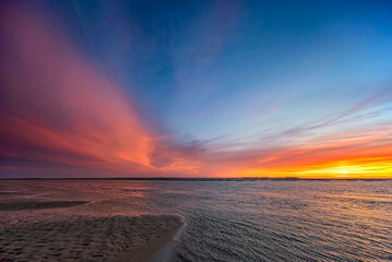 Traumhafte Lichtstimmung &uuml;ber der Nordsee auf der Insel F&ouml;hr