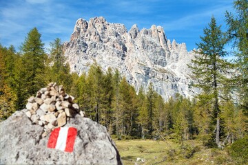 Cima Ambrizzola Clroda da Lago Italien dolomite mountain