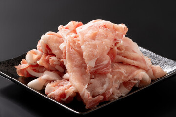 ［沖縄県産］あぐー豚ロース切り落とし（しゃぶしゃぶ用）