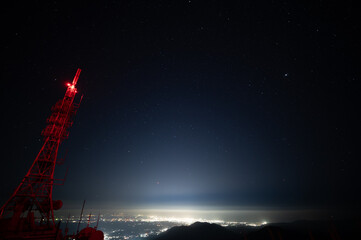 鰐塚山電波塔からの夜空