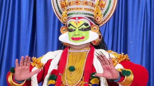Kathakali artist performance
