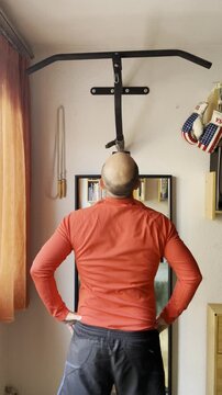 ejercicio de cuello con estiramiento, calentamiento y flexibilidad para contractura y rigidez