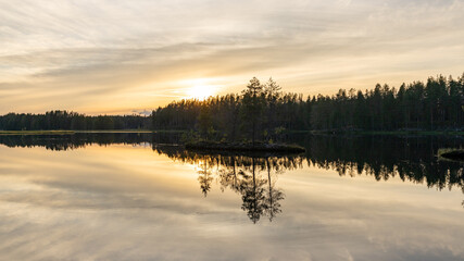 Fototapeta premium Finnland, Land der Ruhe und der unendlichen Weite