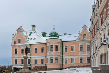 Obraz premium Vyborg, Russia, January 17, 2026. The building in the image is the Weckrooth House, a former merchant's house located in the Old Town Hall Square