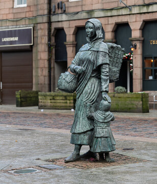 Fish wifie monument in Cairnbulg, Fraserburgh honoring national fishing remembrance day and fishing heritage