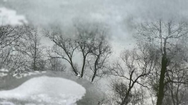 G&oacute;rki strumień Szczawniczek zima 