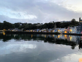 Fototapeta premium A view of the sea front at Tobermory on the Isle of Mull in Scotland