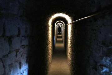 Assisi - Passaggio coperto verso la torre poligonale di Rocca Maggiore © lucamato