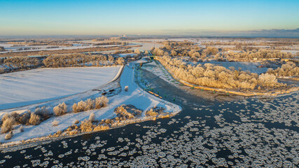 Drifting Frazil Ice at the Vistula Estuary