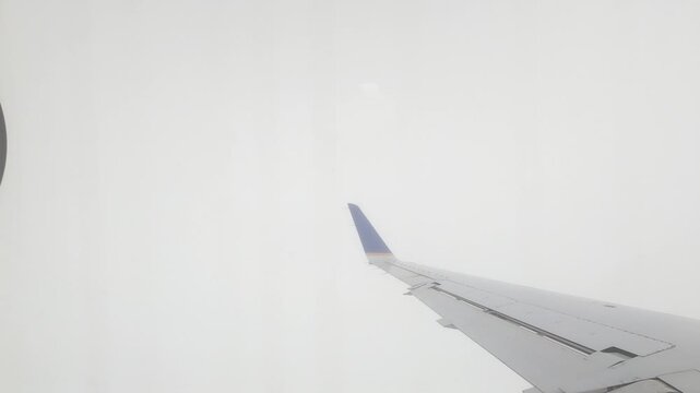 Fly 0595 Landing Dulles Virginia Travel Adventure Airplane