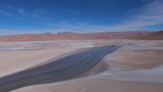 Salar Quisquiro Laguna Desierto Atacama Chile