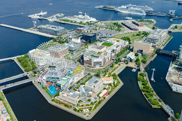 ランドマークタワーから見下ろした横浜街