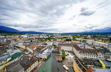 Obraz premium View of Villach and the surrounding landscape with mountains in Carinthia. 