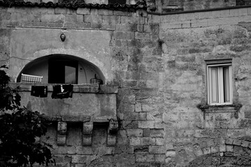 Italia in bianco e nero.I vicoli di Gravina in Puglia,tra architettura Barocca e rupestre, Bari,...