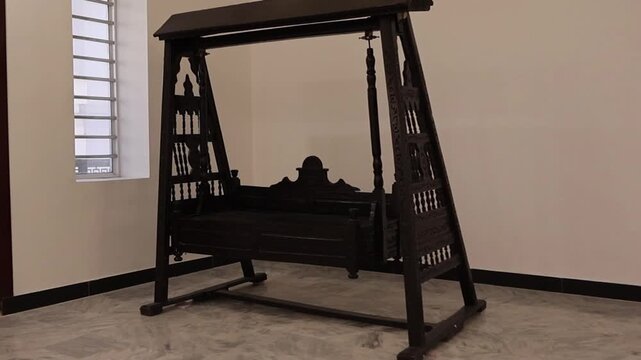 Stylish Outdoor Jhula &ndash; Premium Relaxing Home Decor