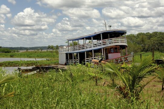 Traditional wooden Amazon River boat, Amazon state, Brazil