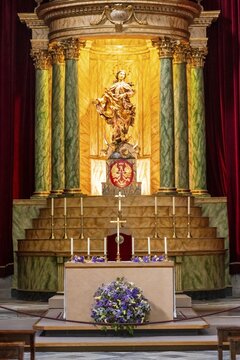 Altar, interior of the Church of the Military Citadel, Parr&ograve;quia Castrense del Parc de la Ciutadella, Parc de la Ciutadella, Barcelona, Catalonia, Spain