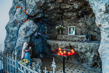 Chéreng, France  le 17 août 2025 : Église Saint-Vaast de la commune de Chéreng, village situé dans le Nord de la France en région Hauts de France