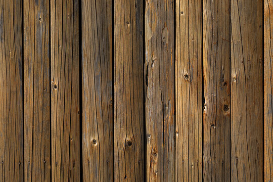 parete di vecchie tavole di legno lavorato
